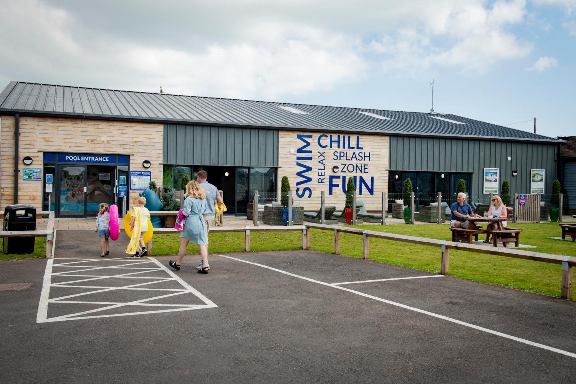 Camping Pods, Marlie Holiday Park ニュー・ロムニー エクステリア 写真